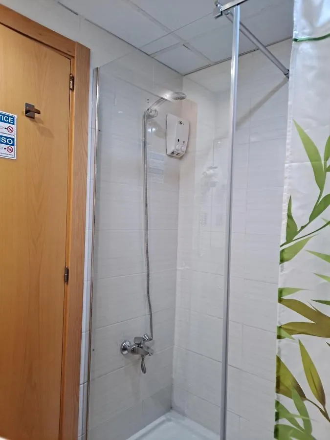 Hostal Las Flores Ramblas برشلونة إسبانيا