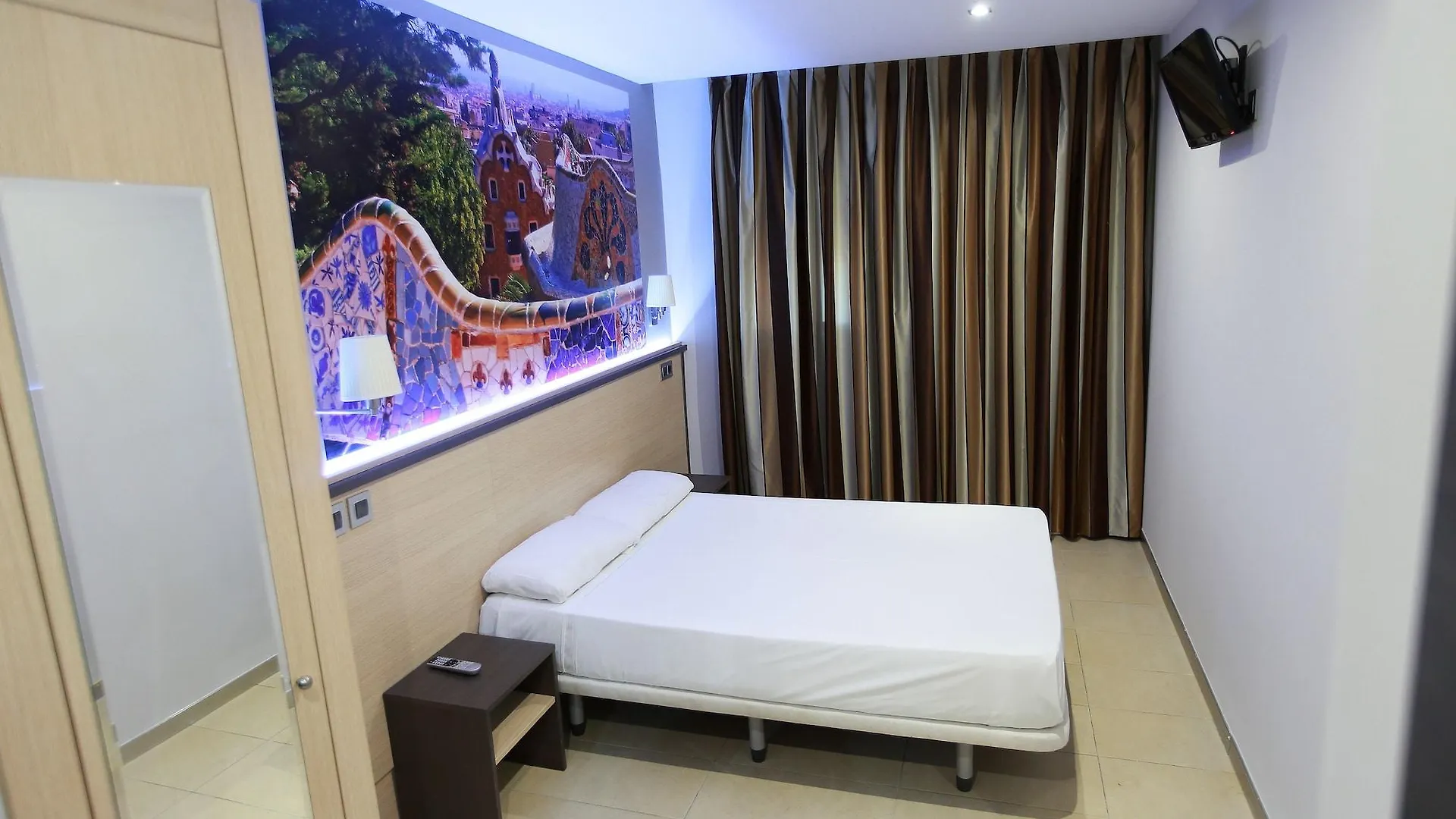 Hostal Las Flores Ramblas Barcelona