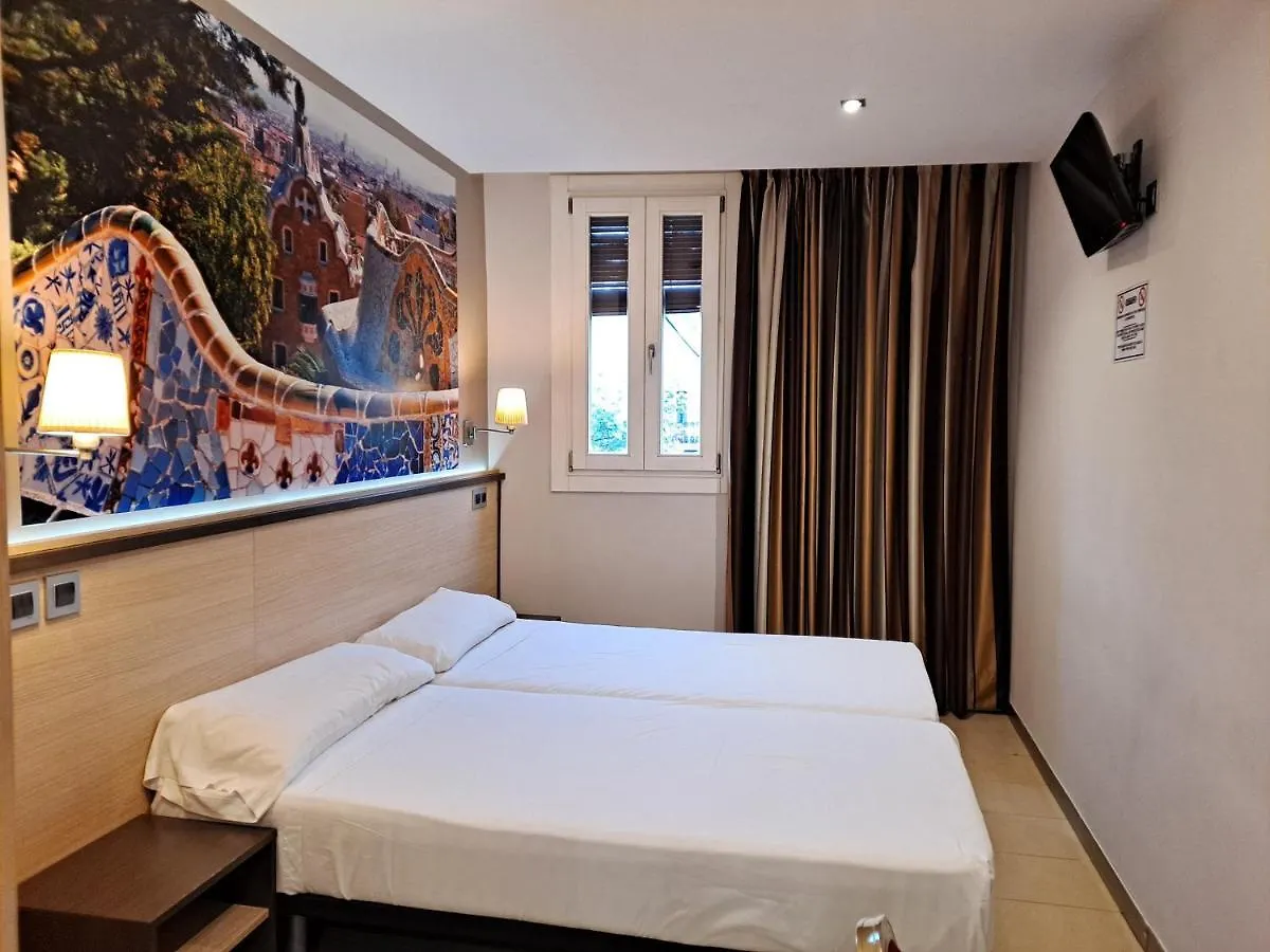 Hostal Las Flores Ramblas Barcelona Guest house
