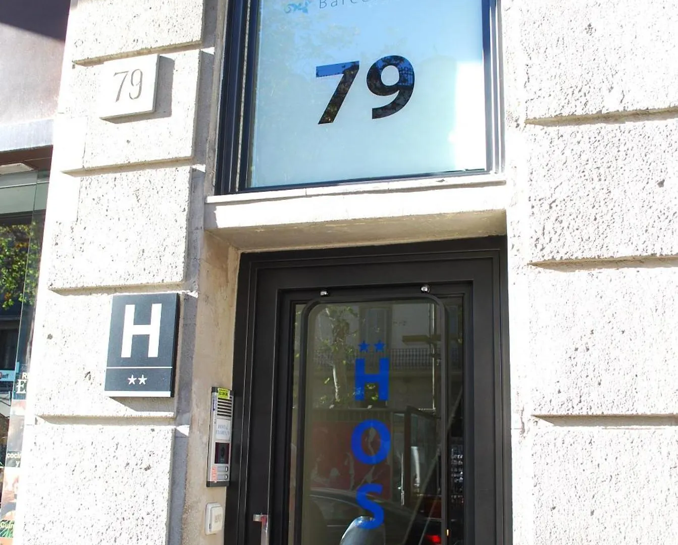 Hostal Las Flores Ramblas Barcelona Guest house