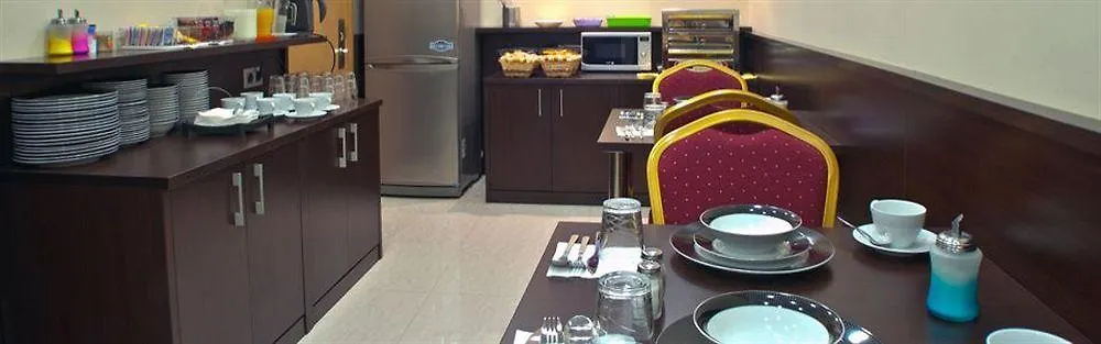 ** Guest house Hostal Las Flores Ramblas Barcelona Spain