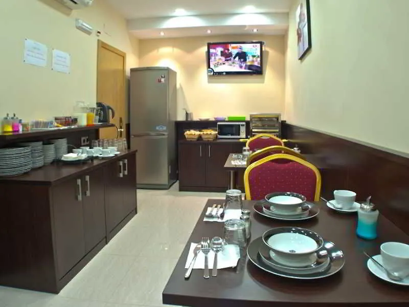 Hostal Las Flores Ramblas Barcelona Guest house